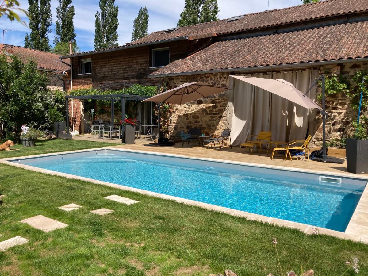 Les Chambres Lauryvan Saint-Junien Exterior photo